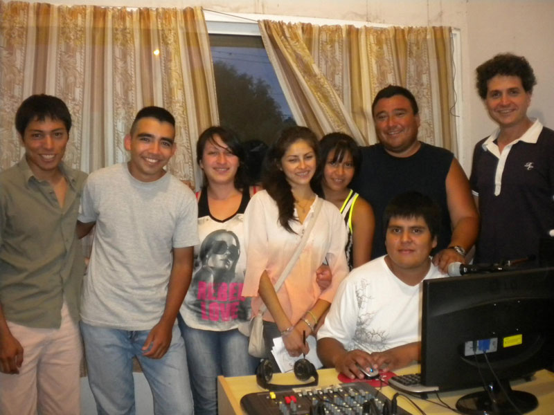 Radio por la Memoria como ejemplo en el Taller de Producción en la radio comunitaria de San Javier, Tucumán